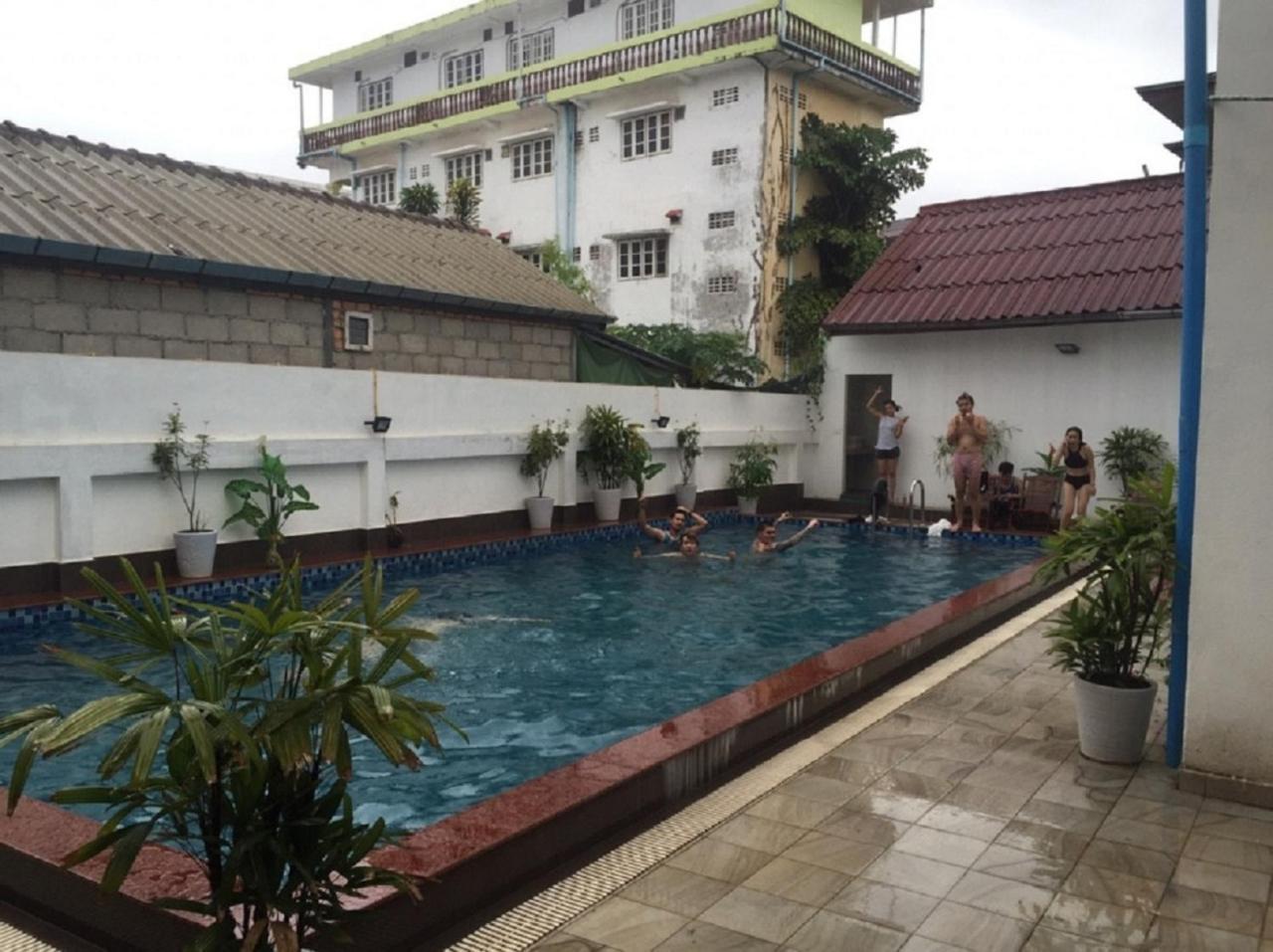 Vang Vieng Centralpark Hotel Exterior foto